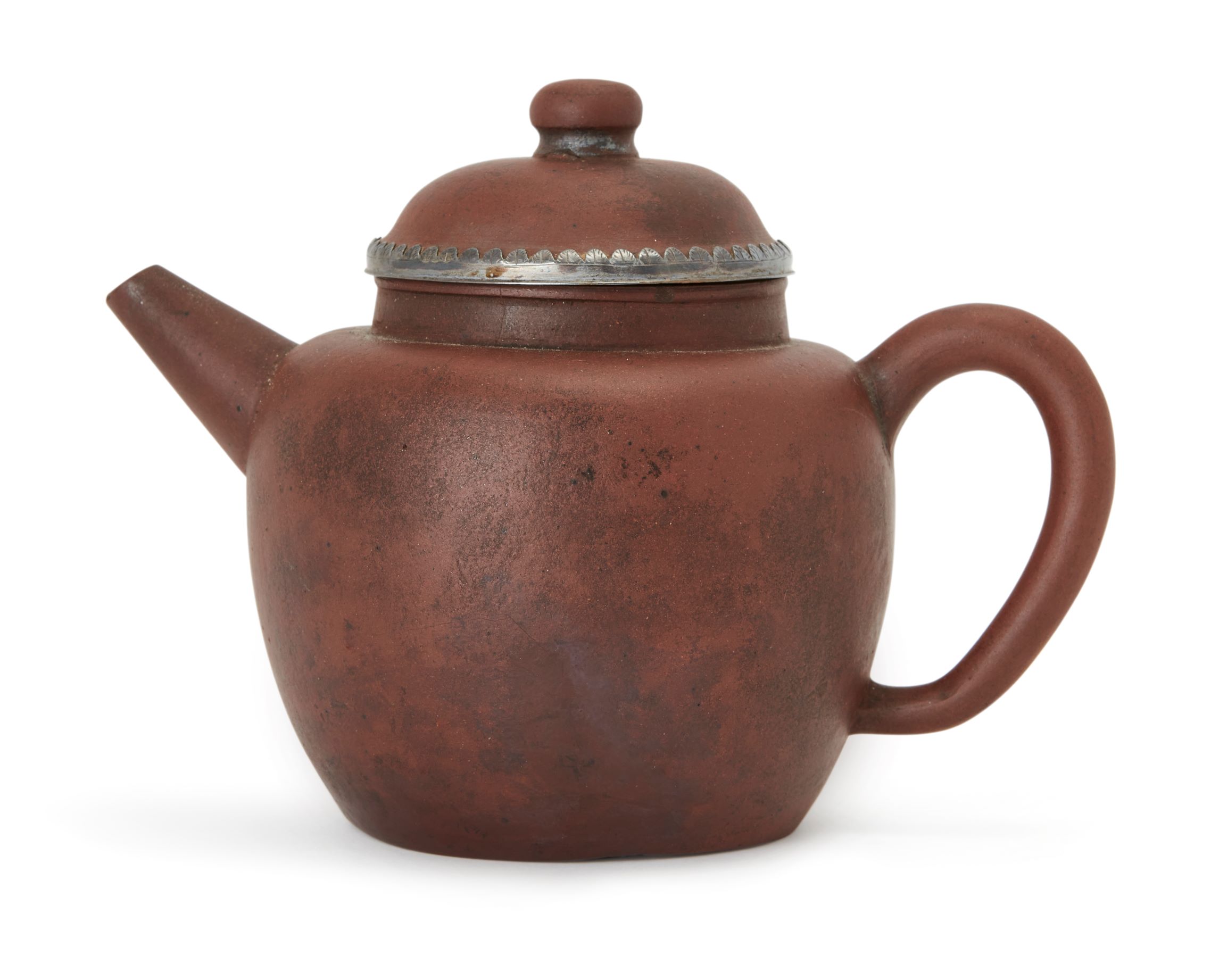 A Chinese Yixing purple clay teapot and cover, Wanli to Chongzhen period