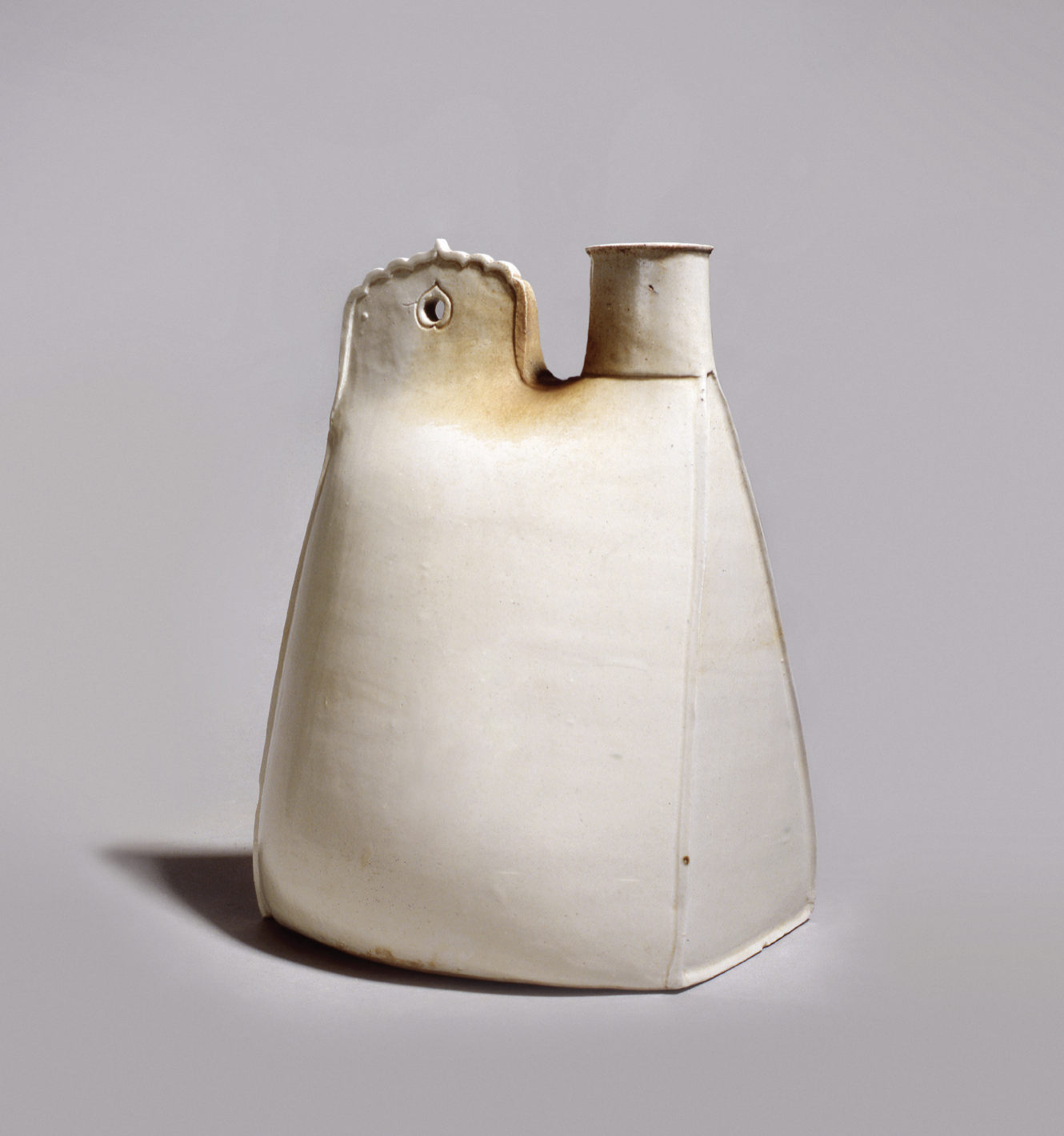 Liao White-glazed stoneware flask Liao White-glazed stoneware flask