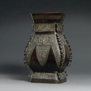 Slaats-Fine-Art-An-archaistic-silver-and-gold-inlaid-bronze-vessel,-‘Fanghu’-(Qing-Dynasty,-18-th-century)